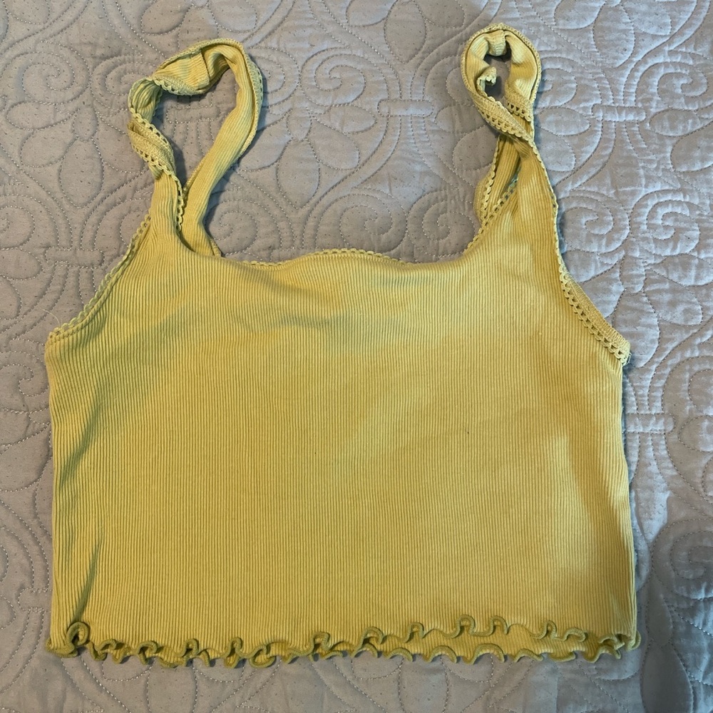 Light green cropped tank